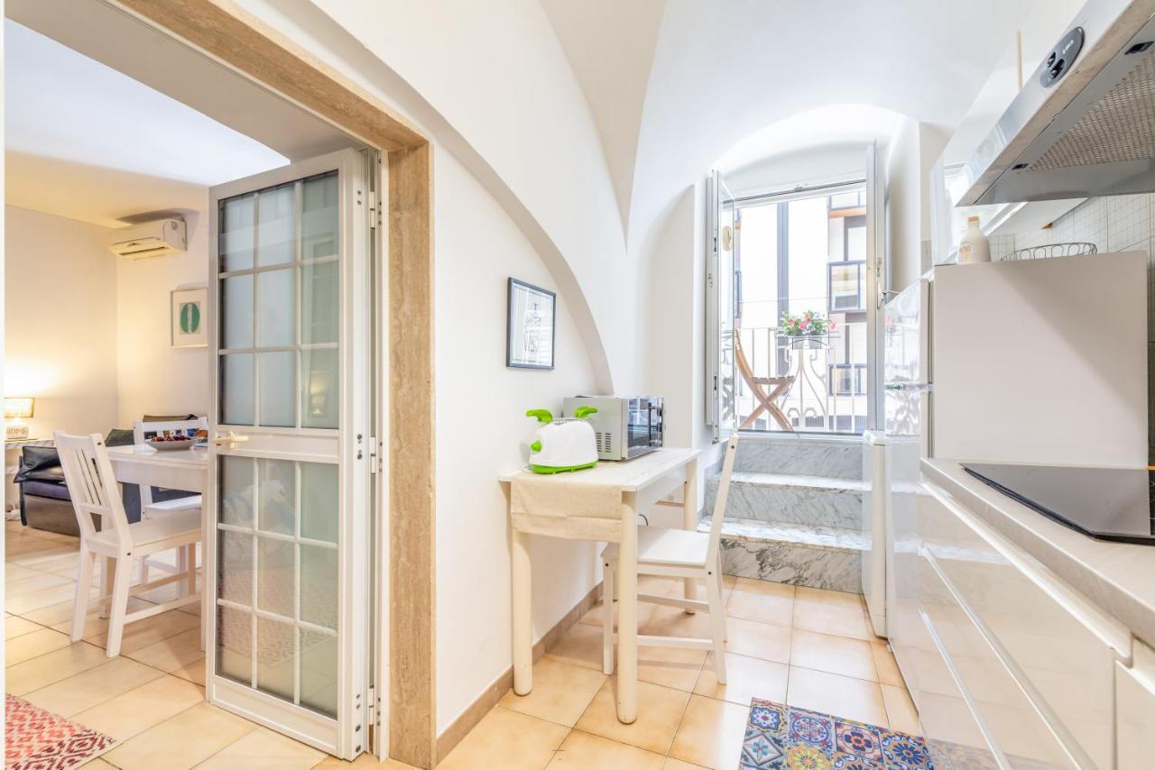 Stazione Centrale & Universita Lovely Apartment Bari Exterior foto